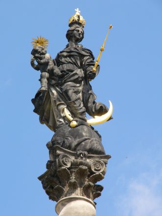 image:Image 65/source/orig/64236_morovy-mariansky-sloup-detail.jpg