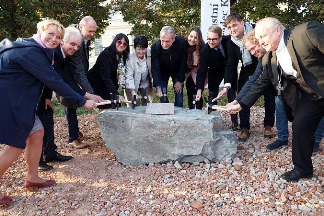 image:Image 65/source/orig/64322_45617_0_image.jpg