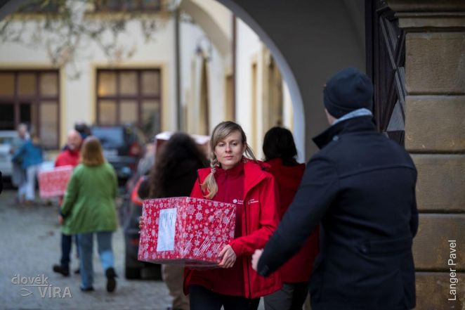 image:Image 66/source/orig/65855_47410_0_231121-balicky-ukrajina-8.jpg