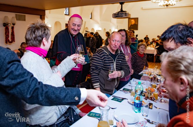 image:Image 66/source/orig/65889_p77a9069.jpg