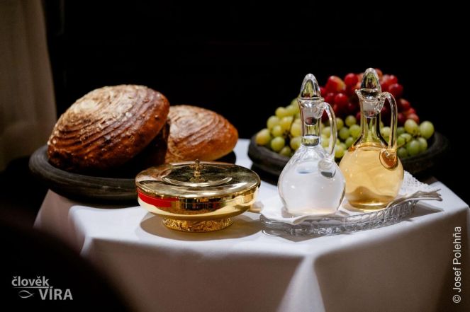 image:Image 66/source/orig/65903_47697_0_prime-prenosy-bohosluzeb.jpg