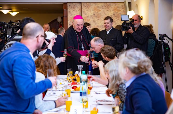 66/source/orig/65923_p77a9029.jpg image:Image 66/source/orig/65923_p77a9029.jpg