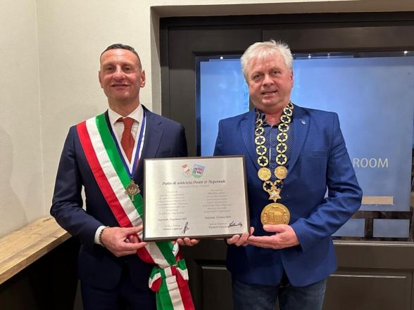 image:Image 67/source/orig/66818_49280_0_navsteva-ponte_nepomuk-25_1.jpg