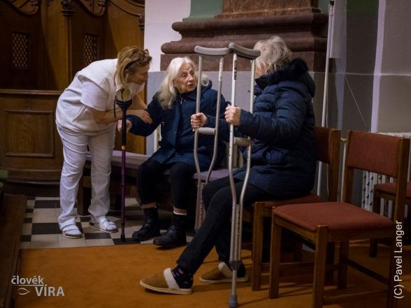 image:Image 68/source/orig/67376_50008_0_250212-den-nemocnych-vojenska-nemocnice-4.jpg