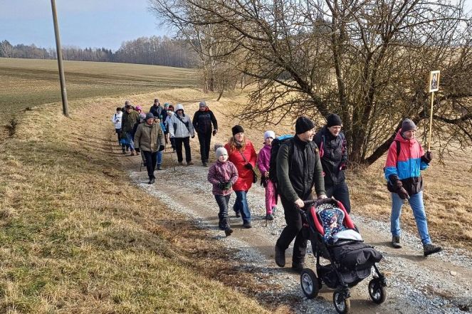 image:Image 68/source/orig/67603_50301_0_cernovice25_pesi-pout_w05.jpg