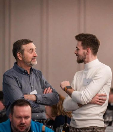 68/source/orig/67828_h-about.jpg image:Image 68/source/orig/67828_h-about.jpg