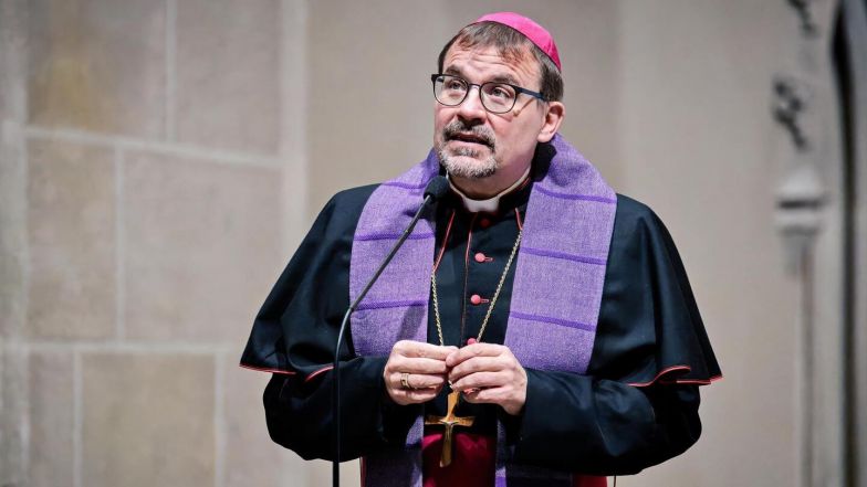 image:Image 68/source/orig/67878_20241102-180410-9927-3u7a0254-t-cropped.jpeg