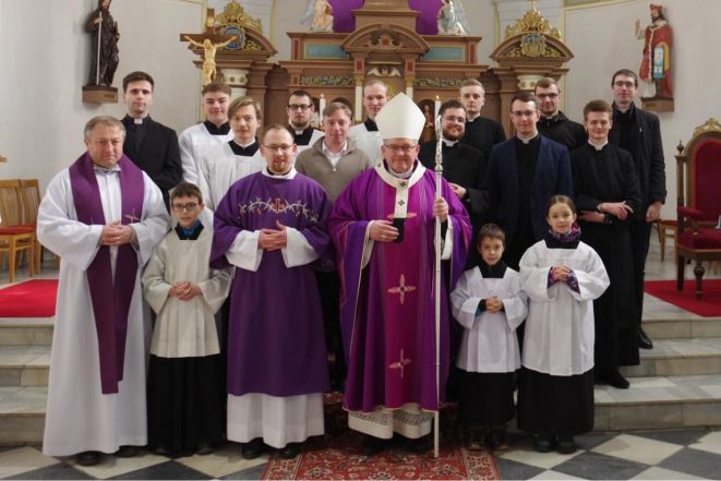 image:Image 69/source/orig/68560_51307_0_250312-aks-vikend-s-biskupy-olomouc.jpg