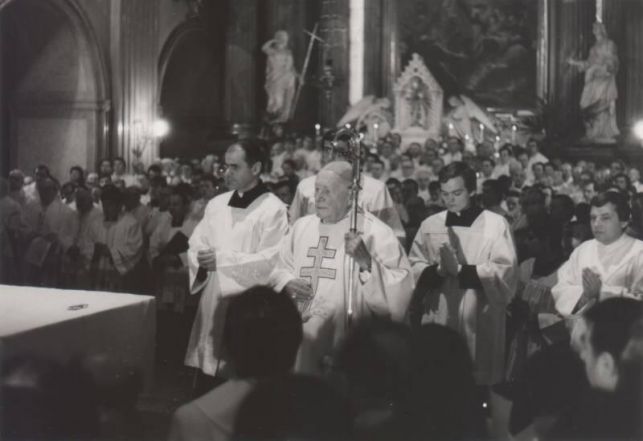 image:Image 69/source/orig/68991_51813_0_250410-knezska-pout-2-farnost.jpg