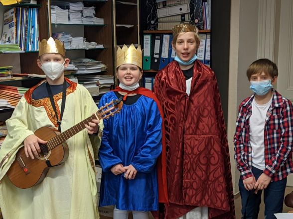 image:Image 7/source/orig/6816_3147_0_220112-czs-veseli-3.jpg