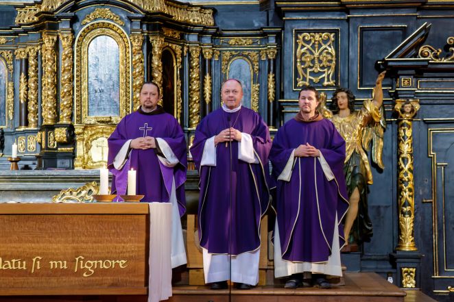 image:Image 70/source/orig/69699_frne0610.jpg