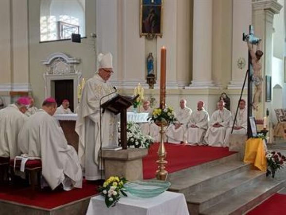 image:Image 71/source/orig/70613_53957_4_20250429-182607.jpg