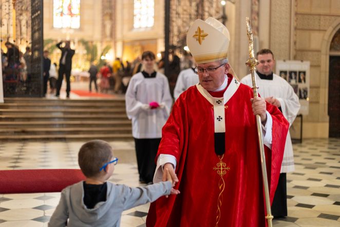 image:Image 71/source/orig/70829_jj0a9082.jpg