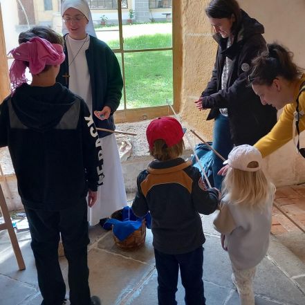 image:Image 72/source/orig/71251_54595_0_cb_familyfest25_w01.jpg