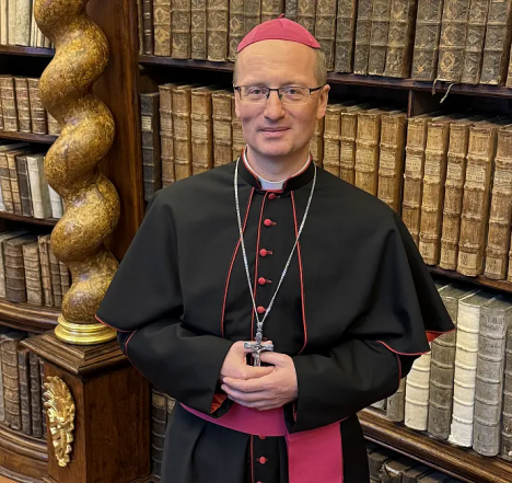 image:Image 72/source/orig/71709_biskup-prokop-broz.png