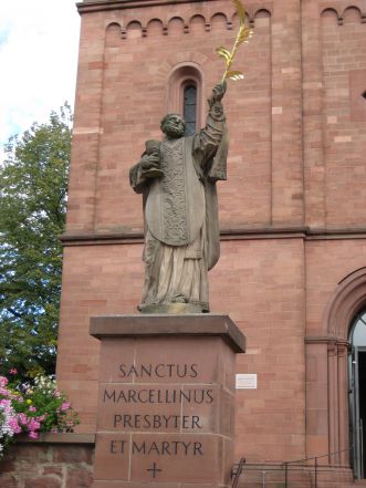 image:Image 72/source/orig/71776_sanctus-marcellinus-martyr-germany-seligenstadt-2007.JPG