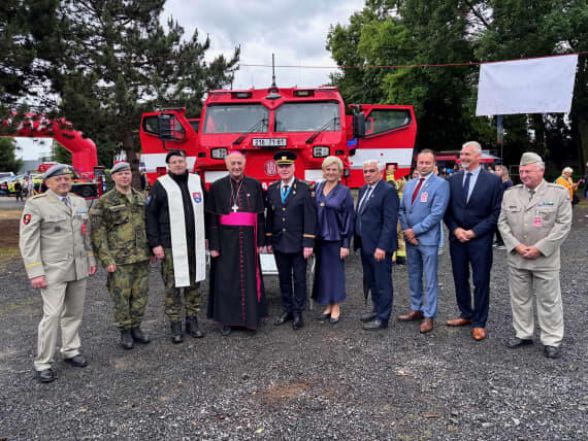 73/source/orig/72344_55910_0_hasici10.jpg image:Image 73/source/orig/72344_55910_0_hasici10.jpg