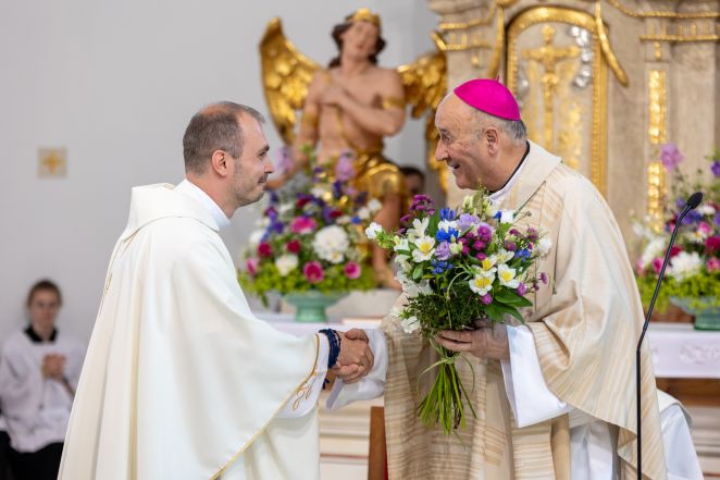 image:Image 73/source/orig/72533_ppl0277.jpg