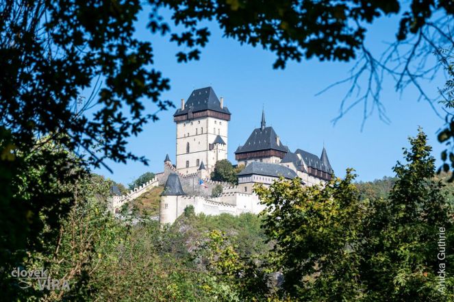 image:Image 74/source/orig/73107_56971_0_karlstejn-1.jpg