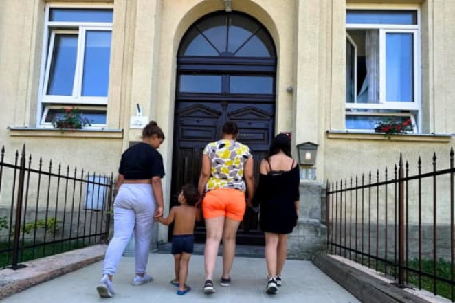 image:Image 74/source/orig/73305_57139_0_azylovy-dum-kralupy-nad-vltavou.png