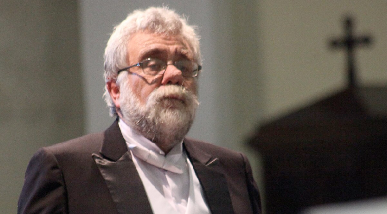 image:Image 74/source/orig/73822_director-de-orquesta-y-musicologo-peruano-jose-quezada-macchiavello-01.png