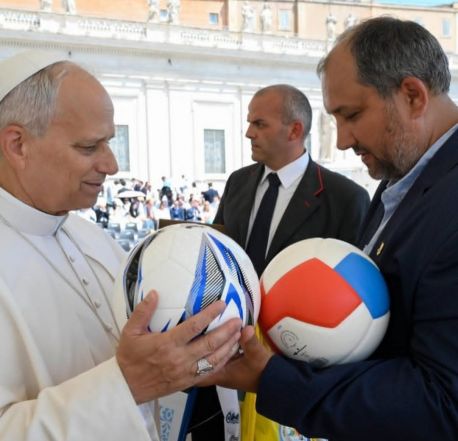 image:Image 75/source/orig/74336_529145874-1245201517619751-4138783826289310246-n.jpg