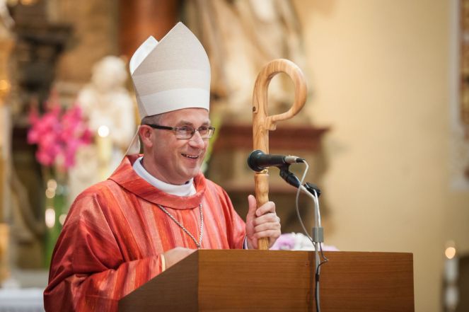 image:Image 75/source/orig/74567_c4b0628a-99f3-4df6-94f6-9312d8728de4.jpg