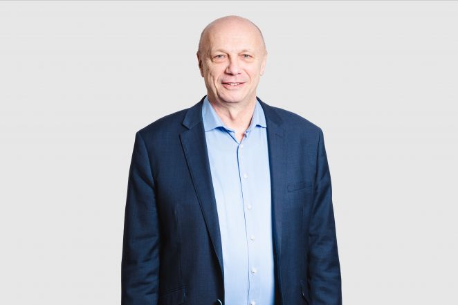 image:Image 75/source/orig/74568_pavel-zvola-nek-1.jpg