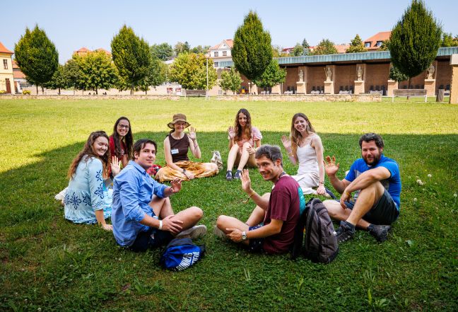 image:Image 75/source/orig/74659_av25-vojtech-hlavka-b.jpg