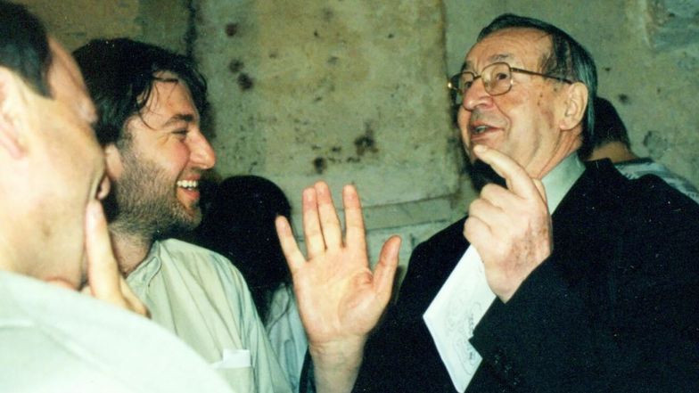 image:Image 76/source/orig/75048_dobra-literatura-je-cistirna.jpg