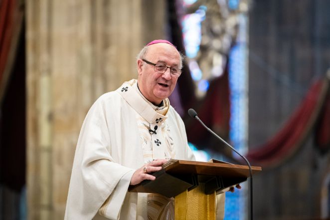 image:Image 76/source/orig/75242_luh7095.jpg