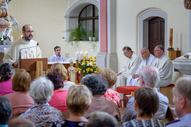 image:Image 76/source/orig/75275_59544_0_prazske-jezulatko-bravantice-roman-polach-7.jpg