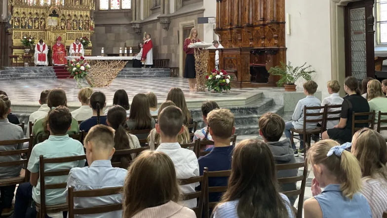 image:Image 76/source/orig/75300_75299-img-0838u.png