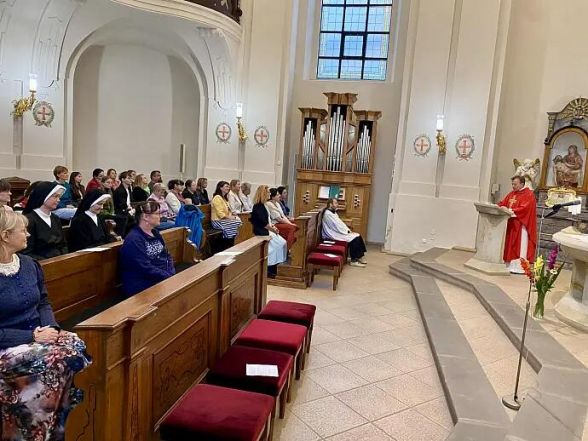 image:Image 76/source/orig/75662_59887_0_544801286_1165562818951697_2737754401422312162_n.jpg