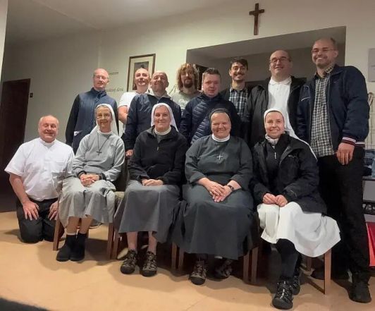 image:Image 77/source/orig/76115_60260_0_2.jpg