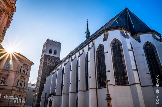 image:Image 77/source/orig/76142_60398_0_210719-kostel-moric-opraveny-01.jpg