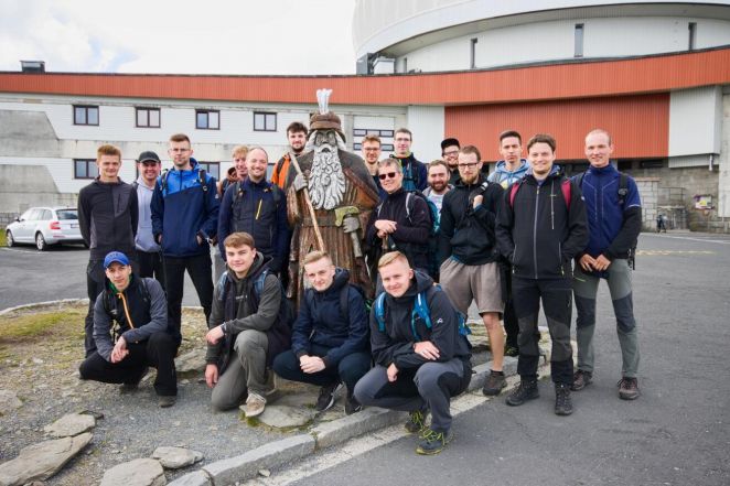 image:Image 77/source/orig/76419_60759_0_bohoslovci.jpg