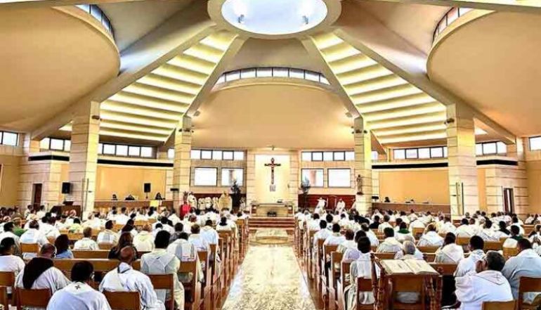 image:Image 77/source/orig/76420_44811-convegno-associazione-esorcisti-sacrofano-25-30sett2023-750x430.jpg