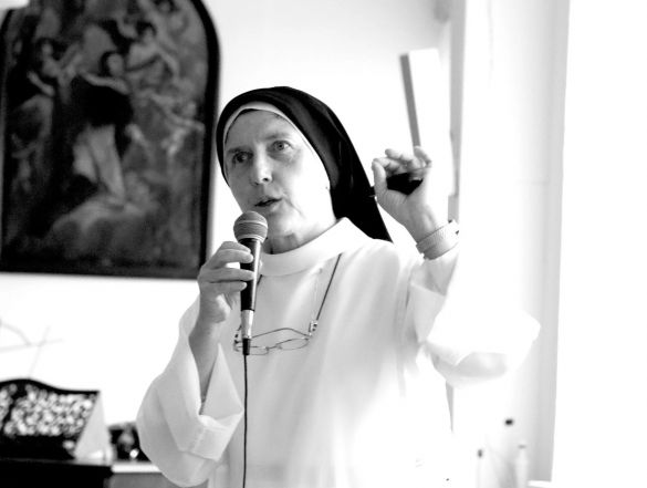 image:Image 77/source/orig/76923_gabriela-vlkova.jpg