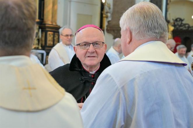 image:Image 78/source/orig/77211_61463_0_dsc-7044.jpg