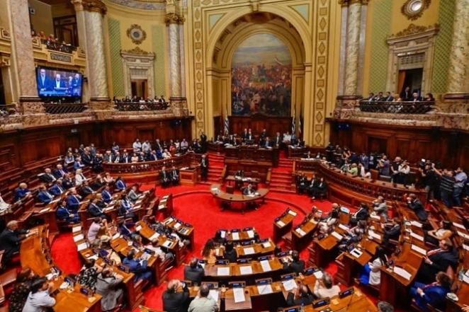 image:Image 78/source/orig/77518_palacio-legislativo-uruguay.png