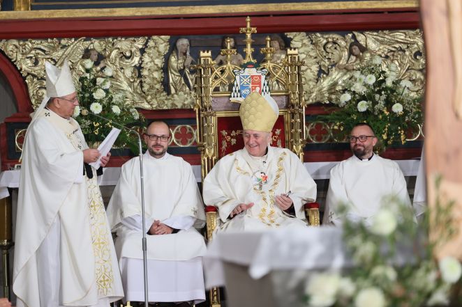 image:Image 79/source/orig/78467_p30.jpg