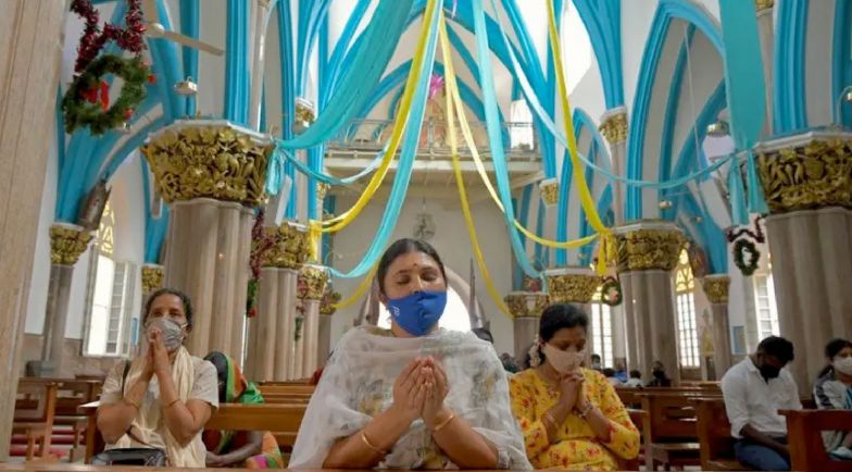 image:Image 79/source/orig/78506_los-ataques-anticristianos-han-aumentado-en-mas-del-500-en-diez-anos-01.jpg