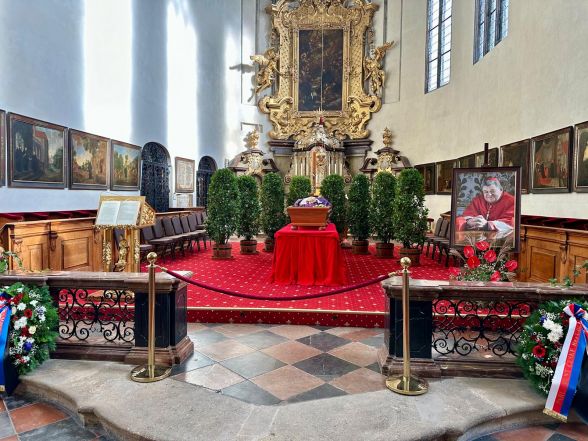 image:Image 79/source/orig/78538_whatsapp-image-2025-11-13-at-14-03-36.jpeg