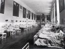 image:Image 8/source/orig/7522_Nemocniční_sál_sv__Alžběty,_před_1950.jpg