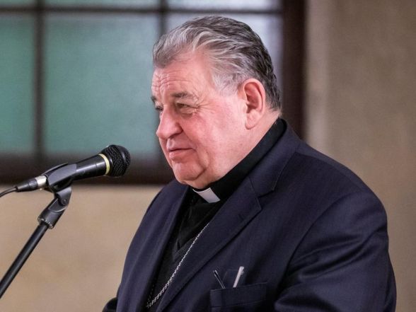 image:Image 8/source/orig/7078_3501_0_y3a4733_cropped.jpeg