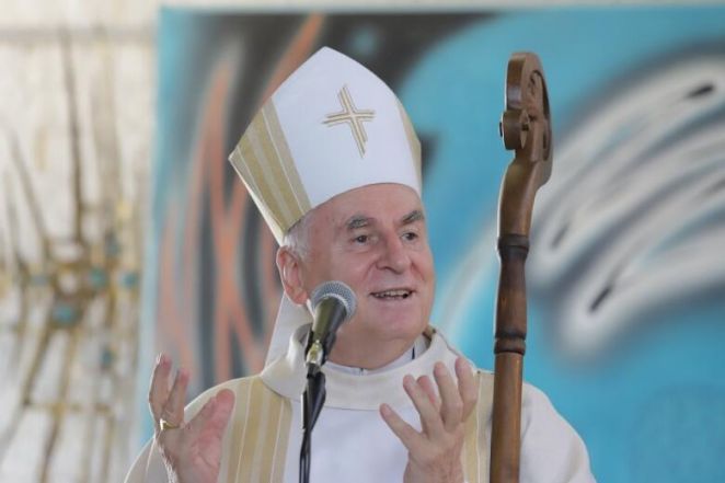 image:Image 8/source/orig/7228_3549_0_cikrle-snetarov.jpeg