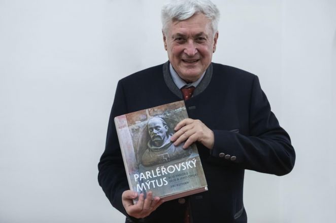 image:Image 8/source/orig/7237_3537_0_kuthan1.jpg