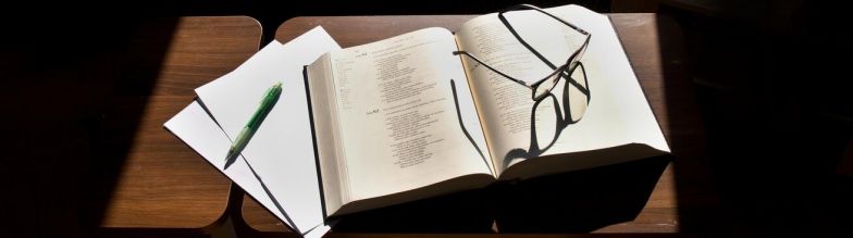 image:Image 8/source/orig/7295_136_0_bible-mg-5068.jpg