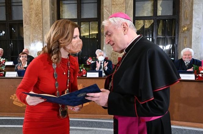 image:Image 8/source/orig/7482_13161.jpg